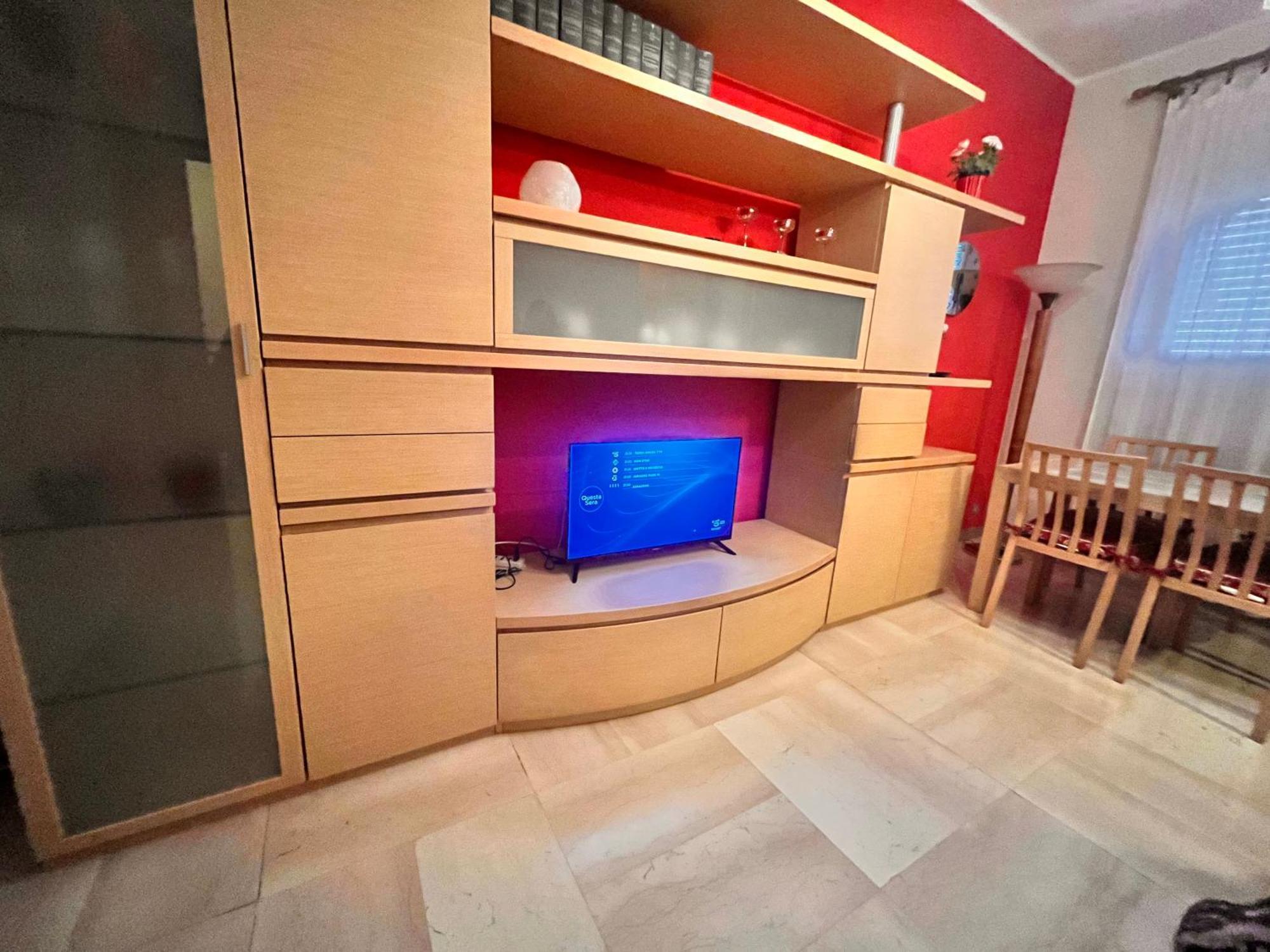 Sky Apartment A Due Passi Dalla Stazione Колленьо Экстерьер фото
